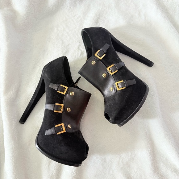 Elegant Black High Heel Ankle Boots - Picture 1 of 6